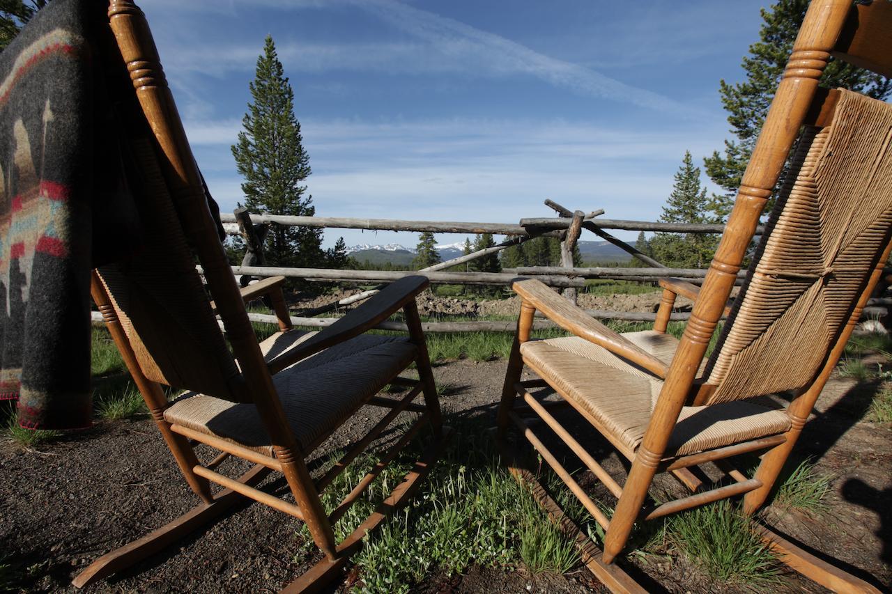 Headwaters Lodge & Cabins At Flagg Ranch Moran Bagian luar foto
