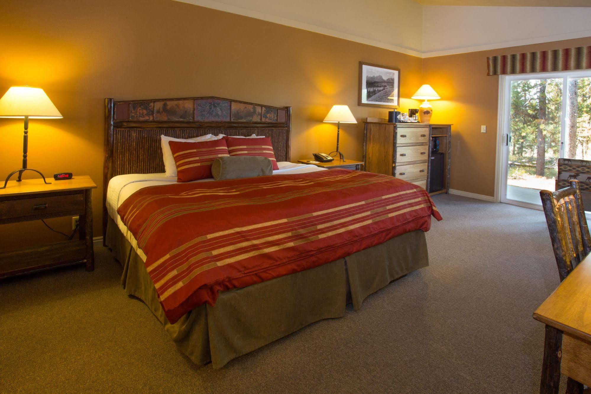 Headwaters Lodge & Cabins At Flagg Ranch Moran Bagian luar foto