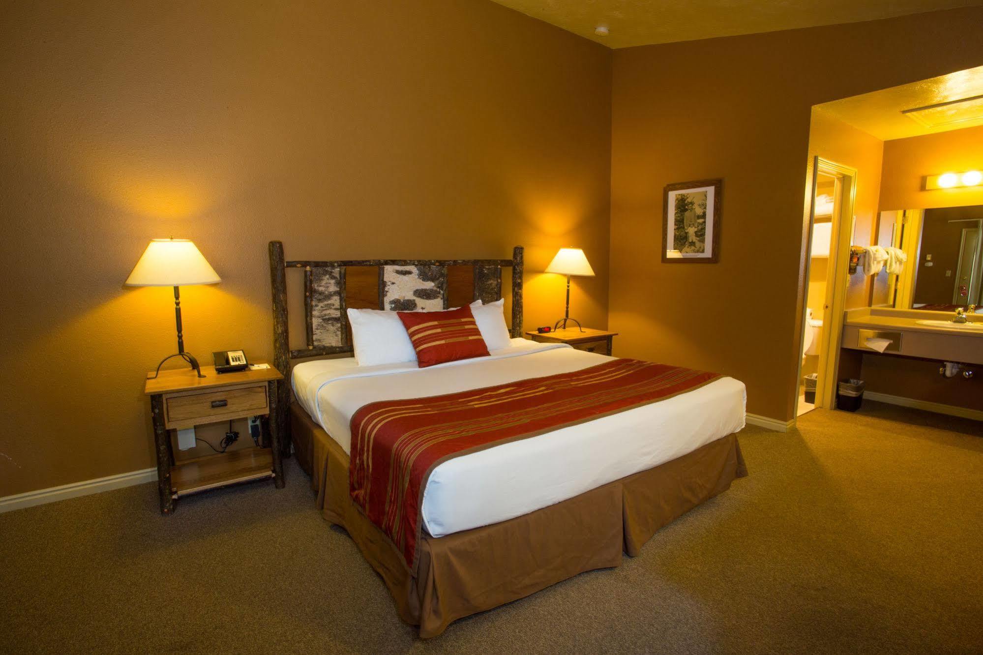 Headwaters Lodge & Cabins At Flagg Ranch Moran Bagian luar foto