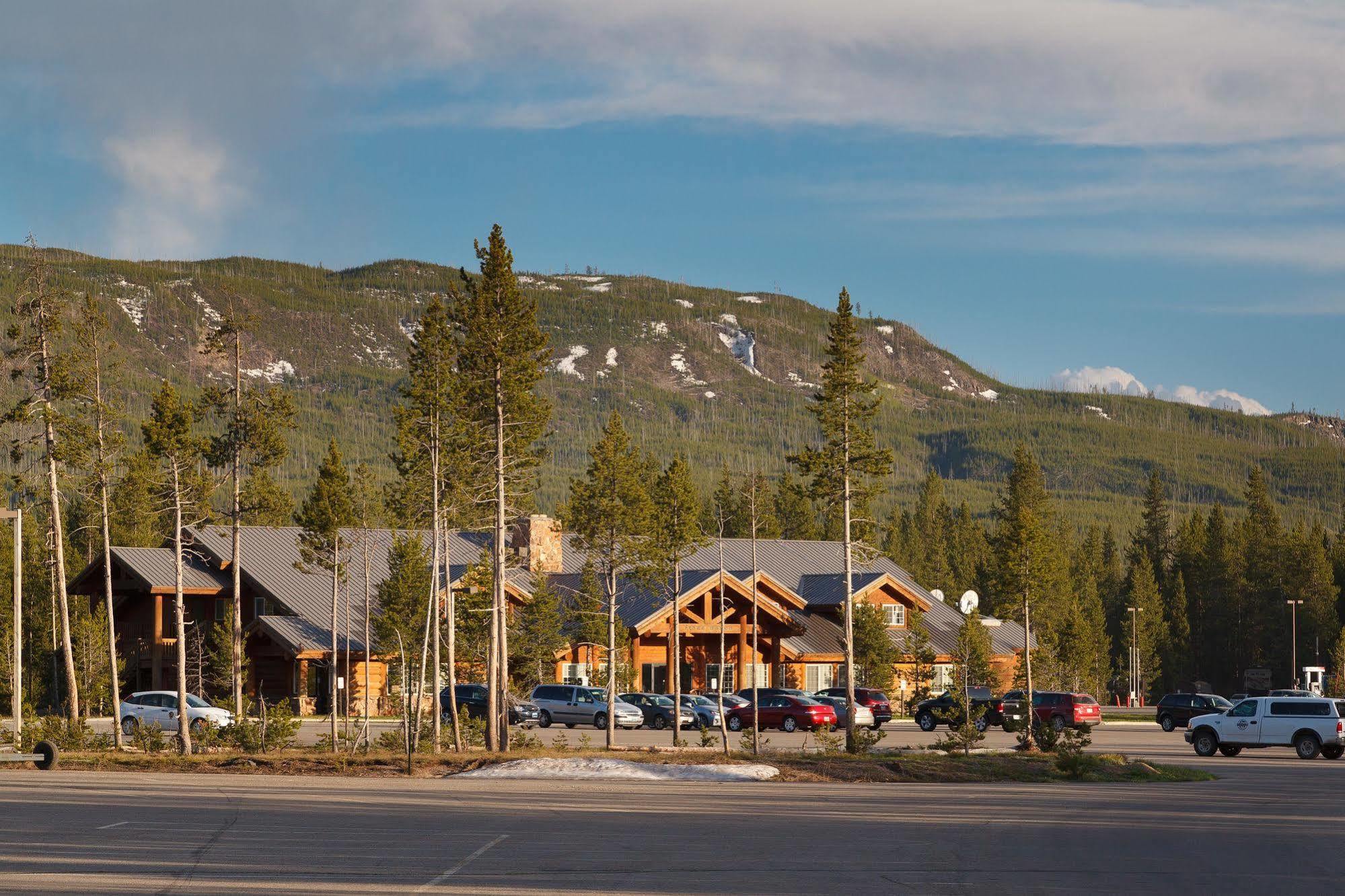Headwaters Lodge & Cabins At Flagg Ranch Moran Bagian luar foto